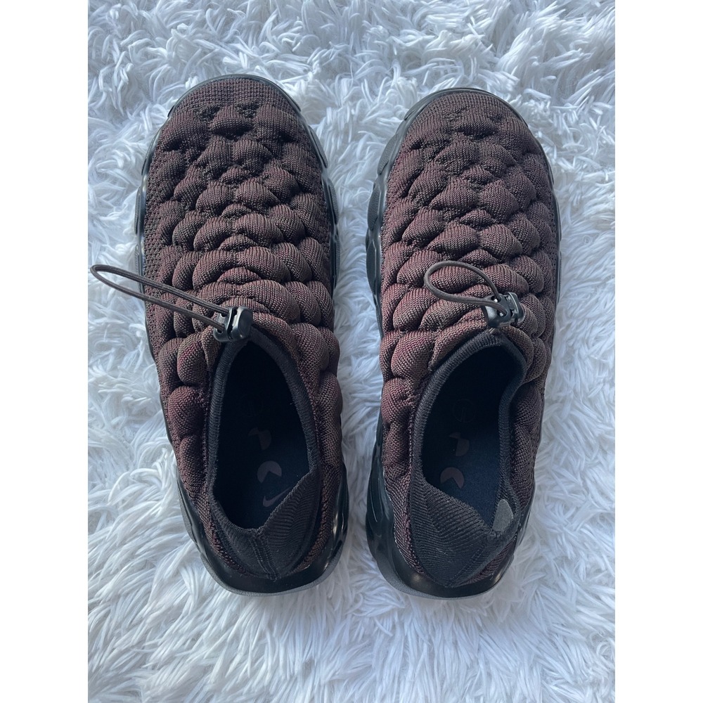 Nike FlyKnit Haven Slip On Sneakers - Picture 6 of 12